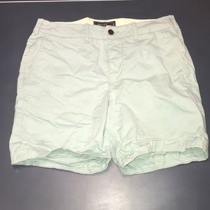 Abercrombie and Fitch shorts 5”